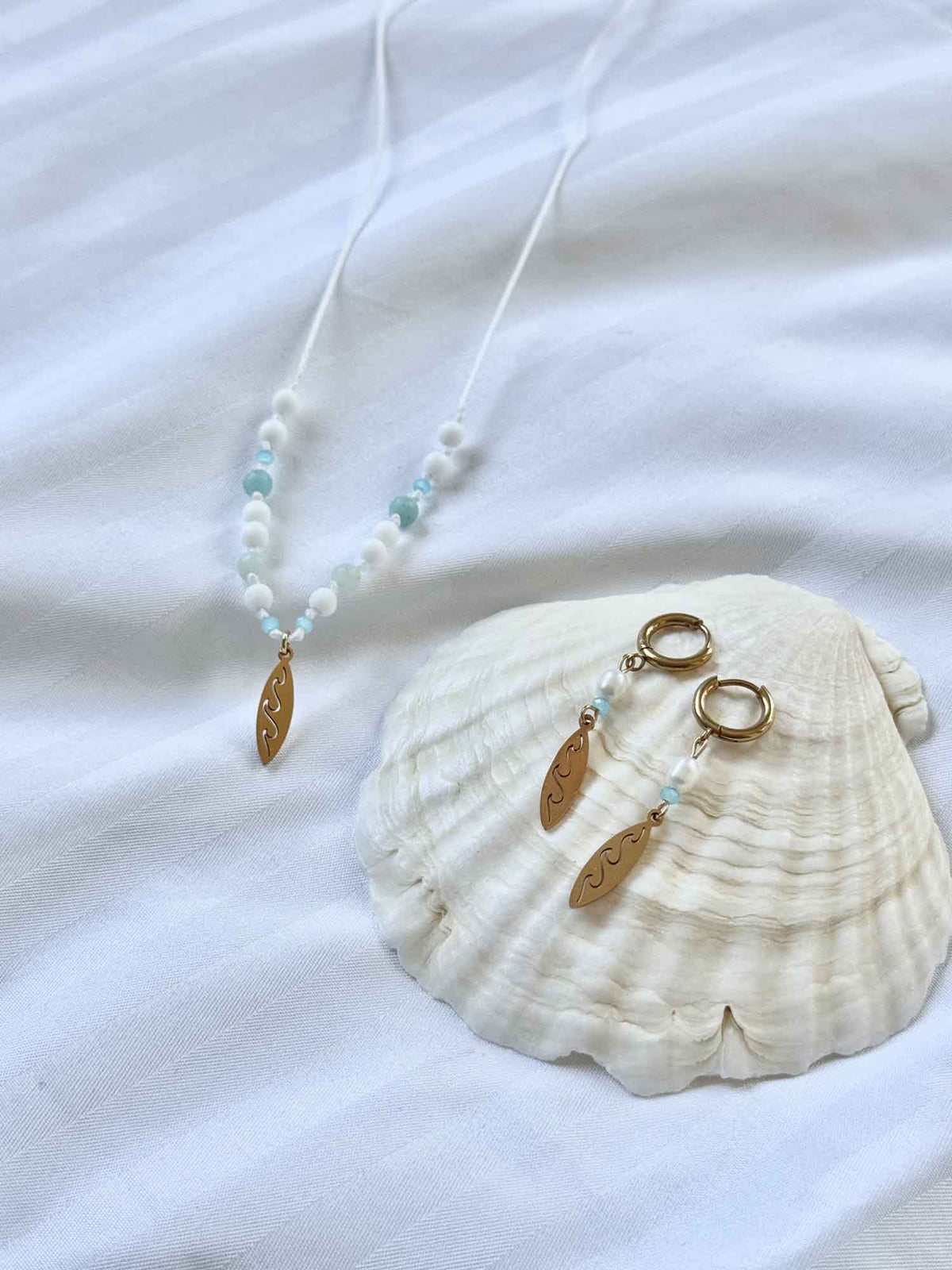 Gold/Silver Surfer-Style Necklace and Earring Set