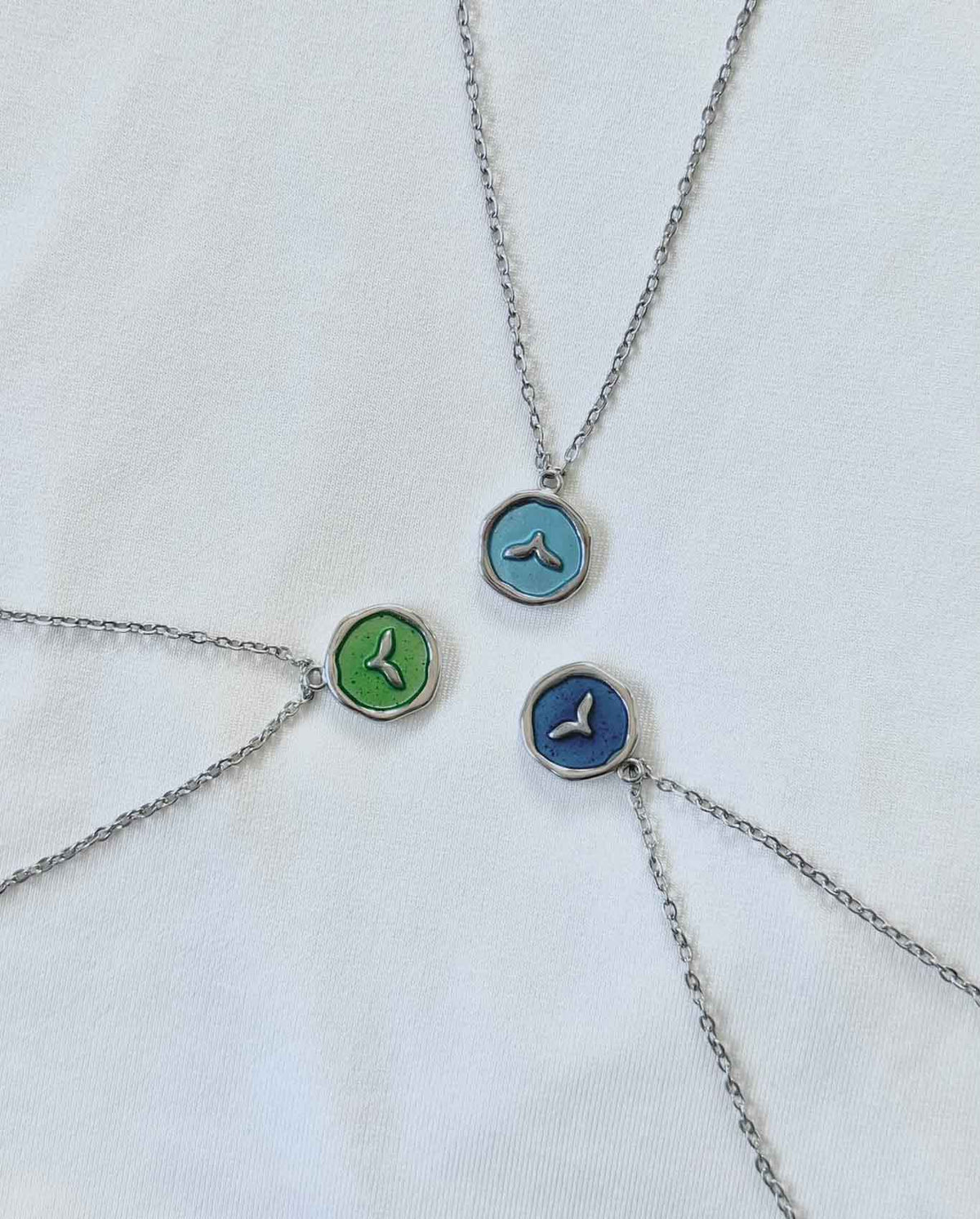 שרשראות אקווה כסף