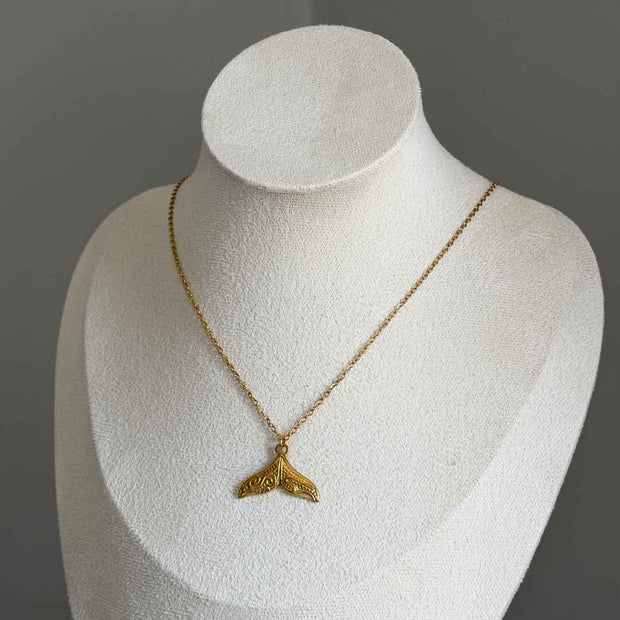 Stylized fin necklace (gold/silver)